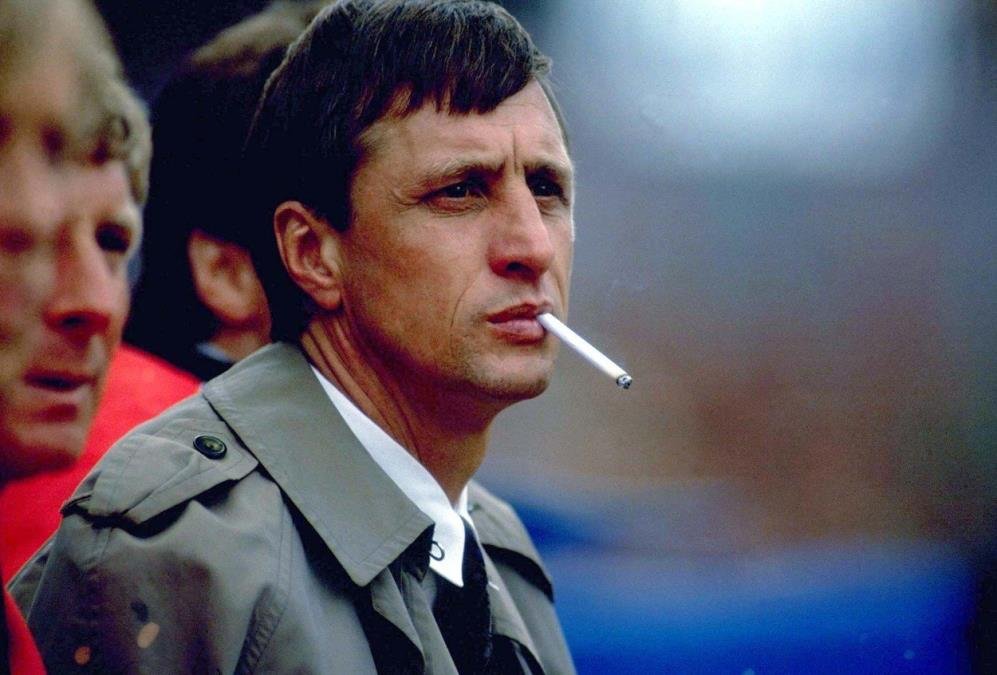 UMIRAO OD RAKA PLUĆA, ALI CIGARETA SE NIJE ODREKAO! Najgenijalniji fudbalski um - bio je revolucionar, umetnik i buntovnik kakav se jednom rađa!