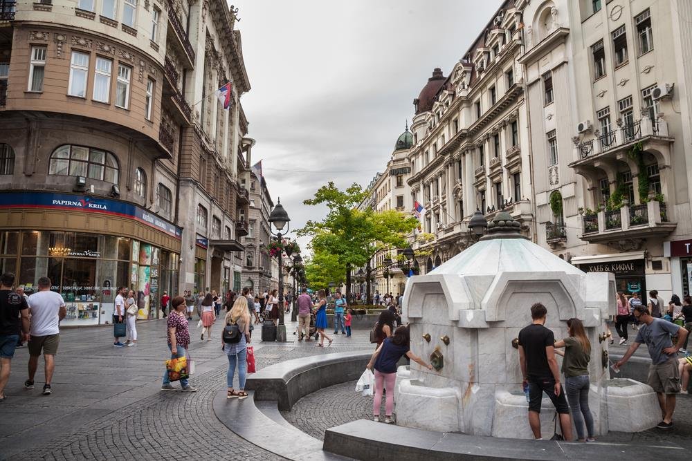 "Nevidljivi neprijatelj" pravi haos u organizmu: Srbi se masovno žale na ove simptome, a najgore tek sledi