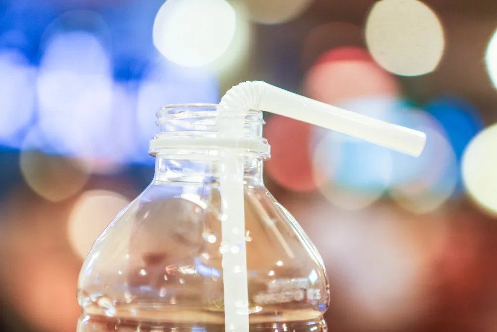 Doktori izdvojili piće koje svi smatramo zdravim, a tiha je pretnja za jetru