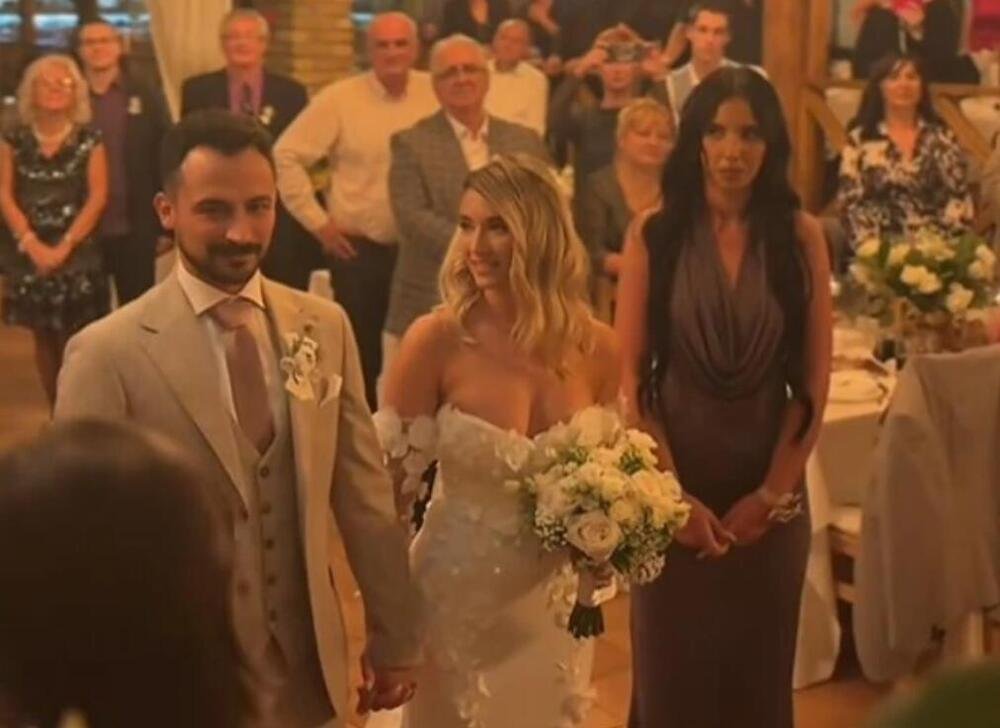 SRBIN ČAK DVA PUTA ODBIO POZIV NA SVADBU, A RAZLOG IZAZVAO HAOS NA MREŽAMA! Svi napali mladoženju, on POBESNEO