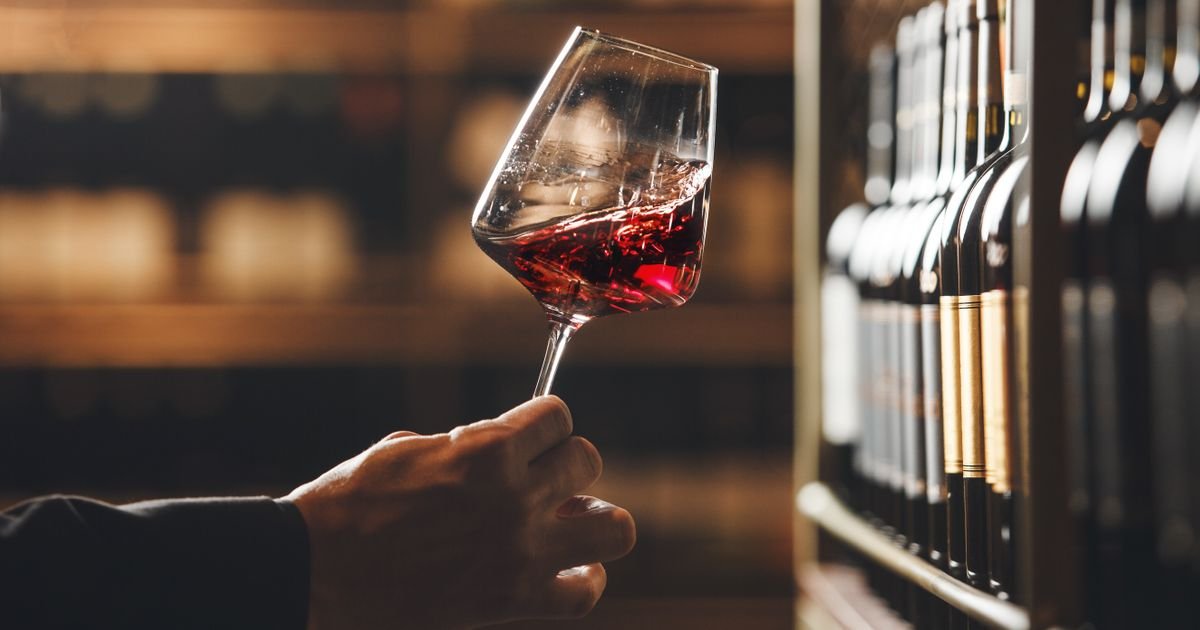 Veliki posao za Srbiju: Čak 60.000 litara našeg "tečnog zlata" plasirano na najmoćnije tržište sveta