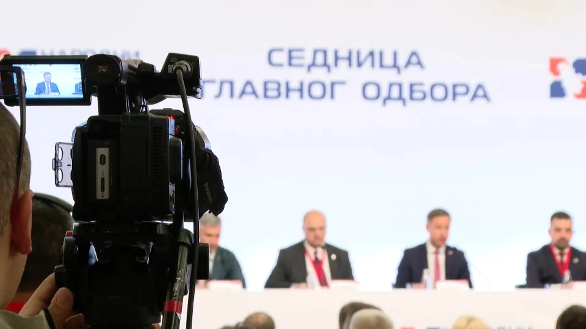 Predizborno zagrevanje prihvatila i opozicija: Studenti  svoje karte otkrivaju tek kada bude poznat datum za glasanje