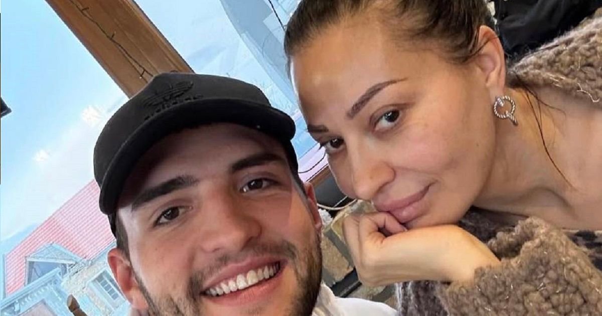 Veljko Ražnatović osvojio pobedu karijere posle 6 rundi opake borbe: Oglasila se Ceca, napisala samo jednu reč