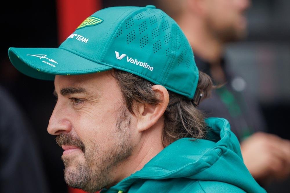 NAVIJAČI SU ODUŠEVLJENI! LEGENDARNI ŠAMPION JOŠ UVEK NIJE SPREMAN ZA PENZIJU! Želi da se takmiči i dalje, njegove reči su raspametile svet!