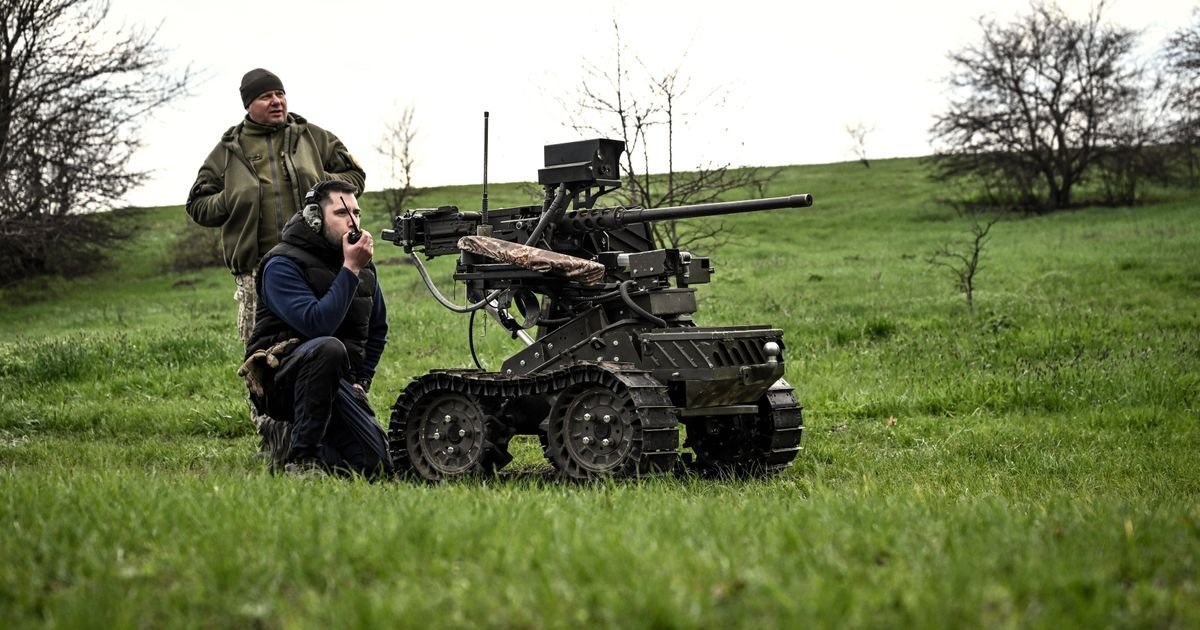 Ukrajina šalje 25.000 robota na prvu liniju fronta: Cilj je da se zamene vojnici i olakša logistika