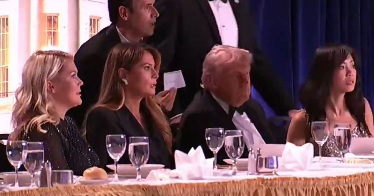 SAČMARA, PIŠTOLJ, NOŽEVI: Napadač na Donalda Trampa bio naoružan do zuba, oglasio se šef policije