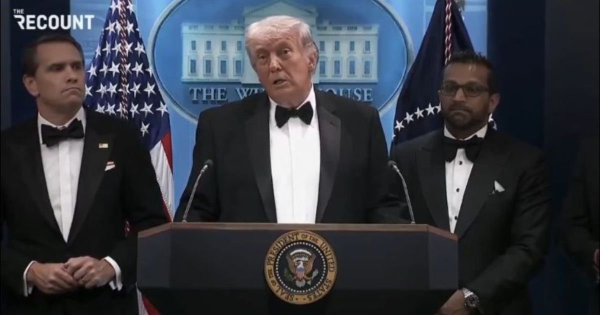 Šok! Tramp insistirao da se vrati na večeru nakon pucnjave! "Borio sam se..."