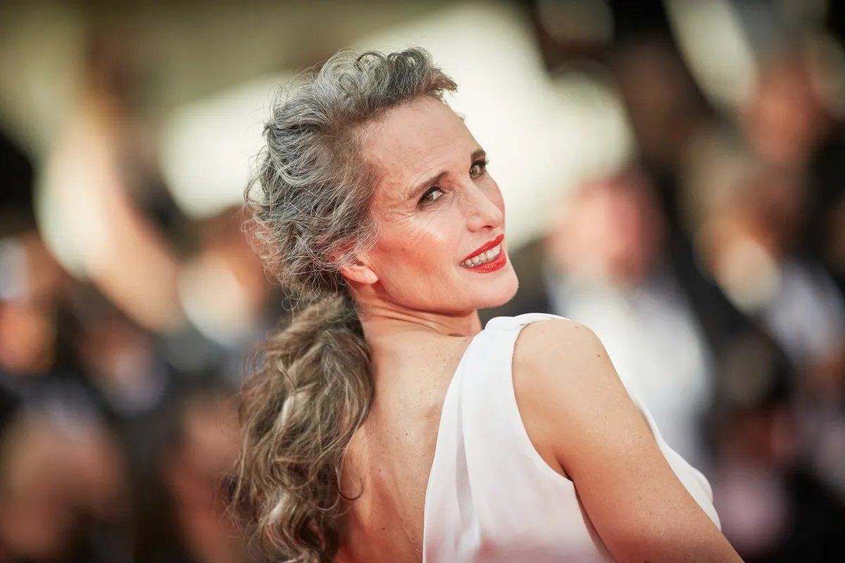 Izdržavala je porodicu radeći u Mekdonaldsu, a onda je postigla svetsku slavu