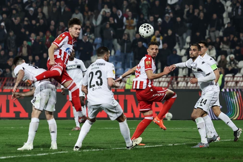 CRVENA ZVEZDA - PARTIZAN: Došao je i taj dan - igra se večiti derbi! Mogu li crno-beli da pokvare Zvezdi šampionsko slavlje?