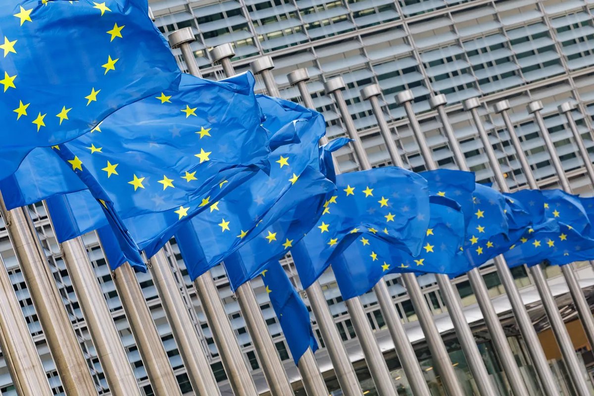 Mladi pravili simulacije procesa odlučivanja u EU: Četvoro najuspešnijih dobilo studijsko putovanje u Brisel