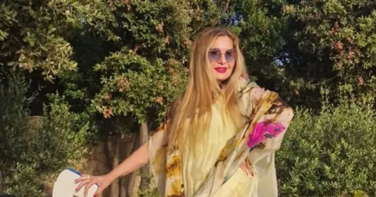 Ovaj frajer sin je naše glumice - zaprosio je njenu koleginicu, a ona ga nije odbila: "Čuvala me je kada..."