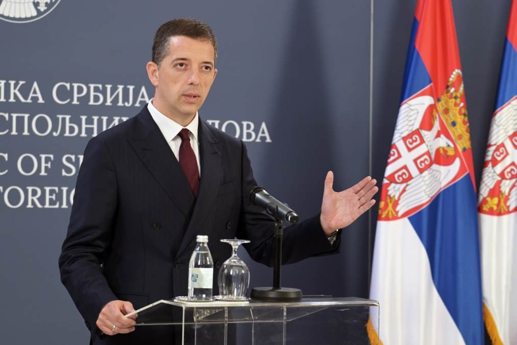 MINISTAR ĐURIĆ NAJOŠTRIJE OSUDIO NAPAD U VAŠINGTONU: Srbija je uz predsednika Trampa i američki narod