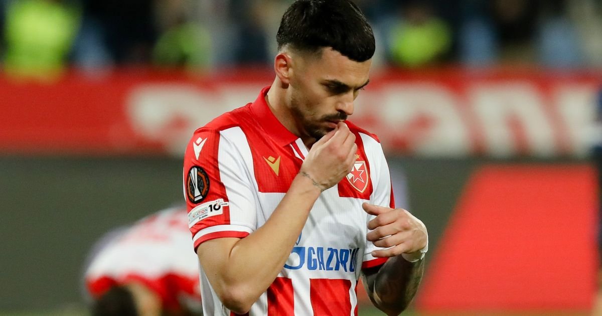 Zvezda ga suspendovala, ali je on bio uz crveno-bele na derbiju: Evo gde smo snimili Nemanju Radonjića