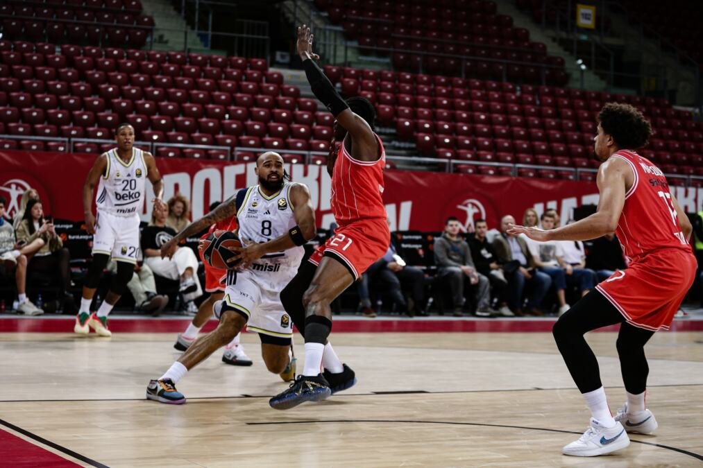 PARTIZAN POJAČAO PONUDU, STIŽE VELIKO POJAČANJE? Crno-beli kroje moćan tim za sledeću sezonu!
