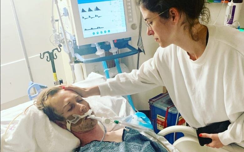 Dve godine nakon smrti muža pronašla sam njegov tajni spisak: Ono što je tamo pisalo promenilo je život i meni i našim sinovima