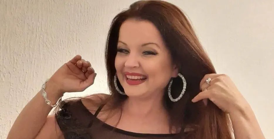 "To nam je bio najteži period braka": Mala Cana otkrila koja pevačica joj je kumovala na venčanju sa 41 godinu starijim kolegom