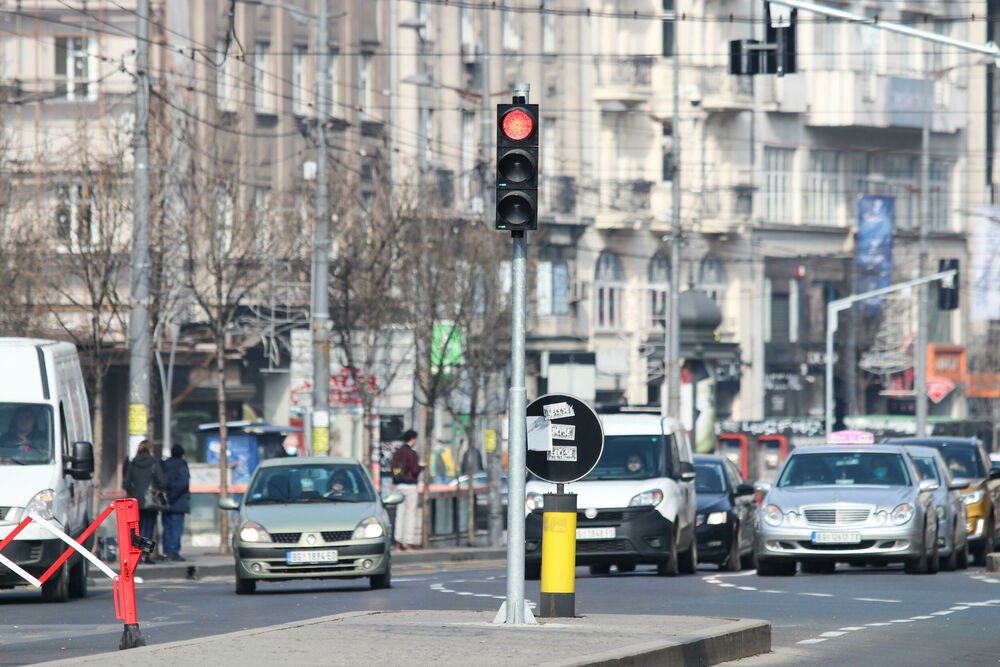 Početna plata od 150.000: "Eksplodirala" potražnja za ovim zanatima u Srbiji, poslodavci se "otimaju" za radnike!