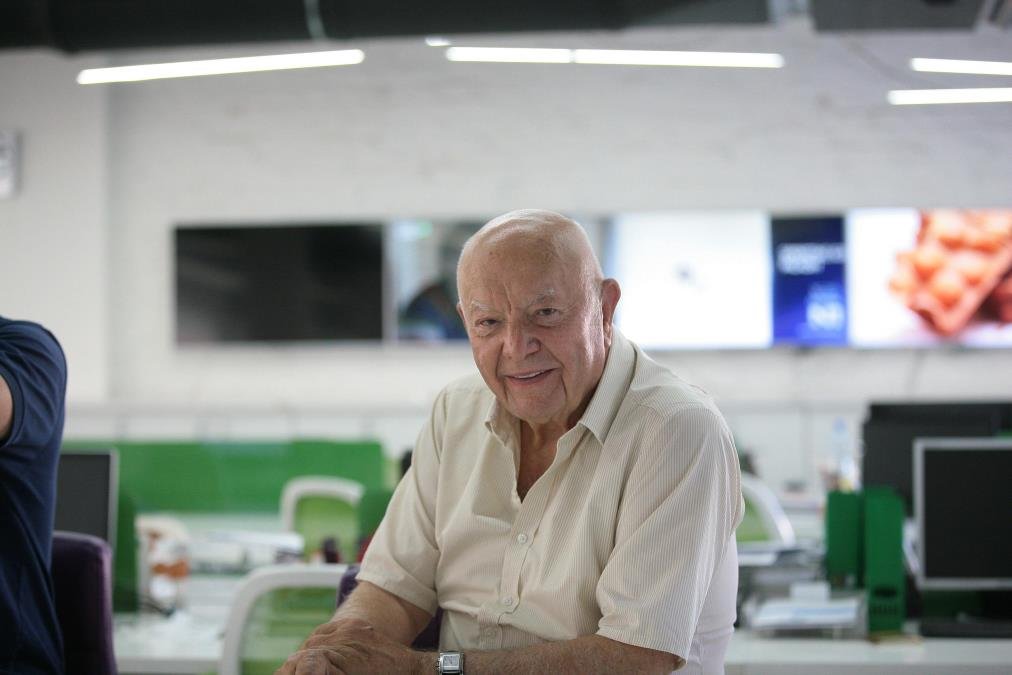 "IDIOTE, TI SI SRBIN, KAKAV JUGOSLOVEN..." Iz Čibutkovice do Holivuda: Priča o Dobrivoju kod koga su dolazile najveće SVETSKE ZVEZDE