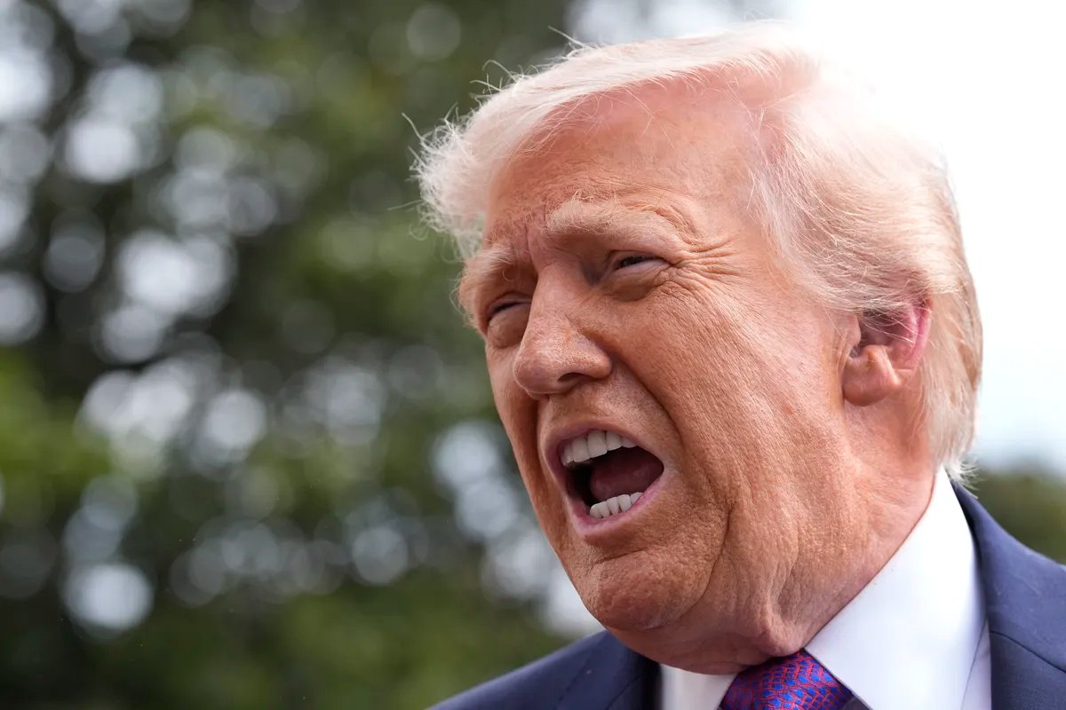 VIDEO „Nisam pedofil, vi ste užasni!“: Tramp pobesneo kad je voditeljka pročitala manifest napadača na njega