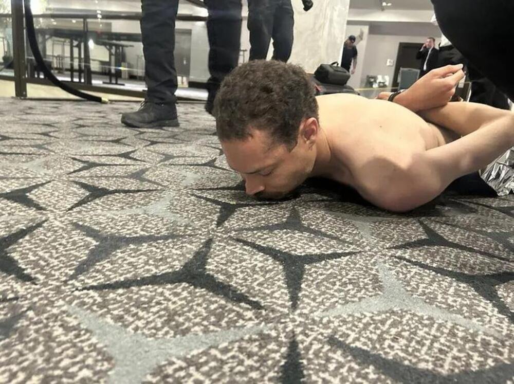 Od nagrađivanog profesora do "USAMLJENOG VUKA LUDAKA": Ovo je sve što znamo o napadaču na Donalda Trampa!