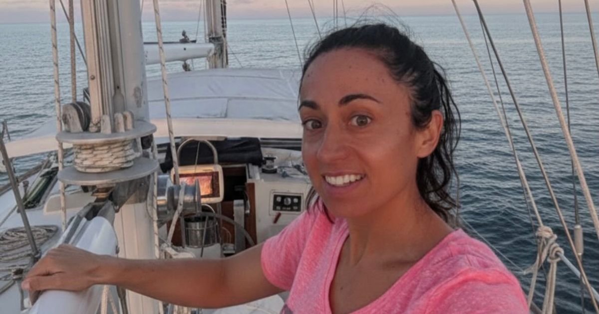 Počela život na vodi, kuća stoji za svaki slučaj: Brod je koštao 8 i po miliona, ali mesečni troškovi su mali