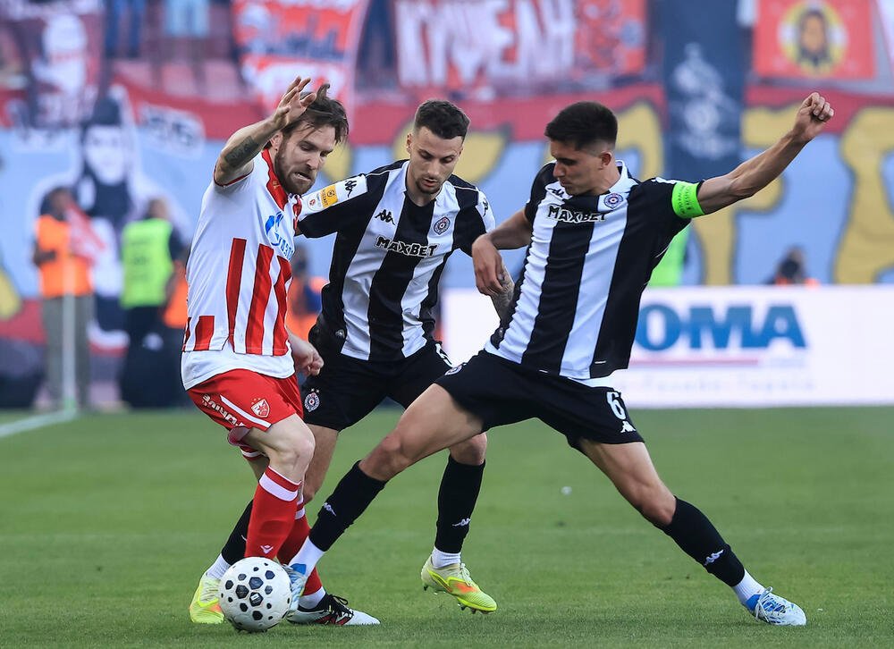 Dragojević nije hteo da se pozdravi sa Kataijem!? Novi snimak sve objašnjava (VIDEO)