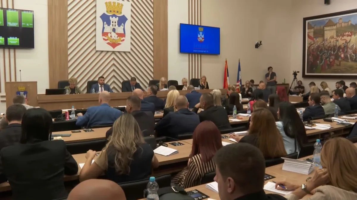 Polemika u Skupštini grada o Beogradu na vodi, izgradnji stanova, parkinzima