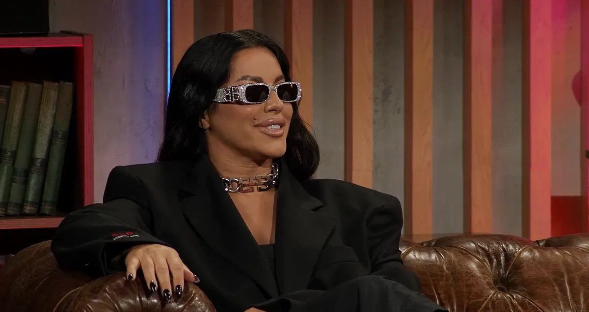 Seka Aleksić proslavila 45. rođendan: Pevačica u uskoj haljini i nikad dubljim dekolteom (FOTO)