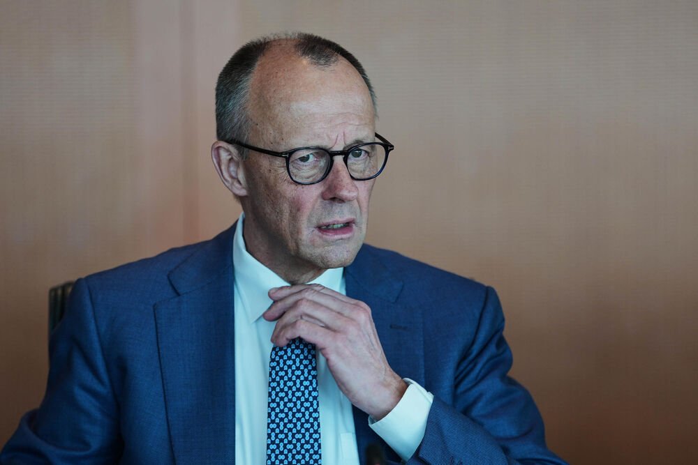 "DONALDE, PONIŽENI STE" Trampu stigao ŽESTOK UDARAC IZ SRCA EU, Merc osuo paljbu po Americi zbog rata u Iranu!