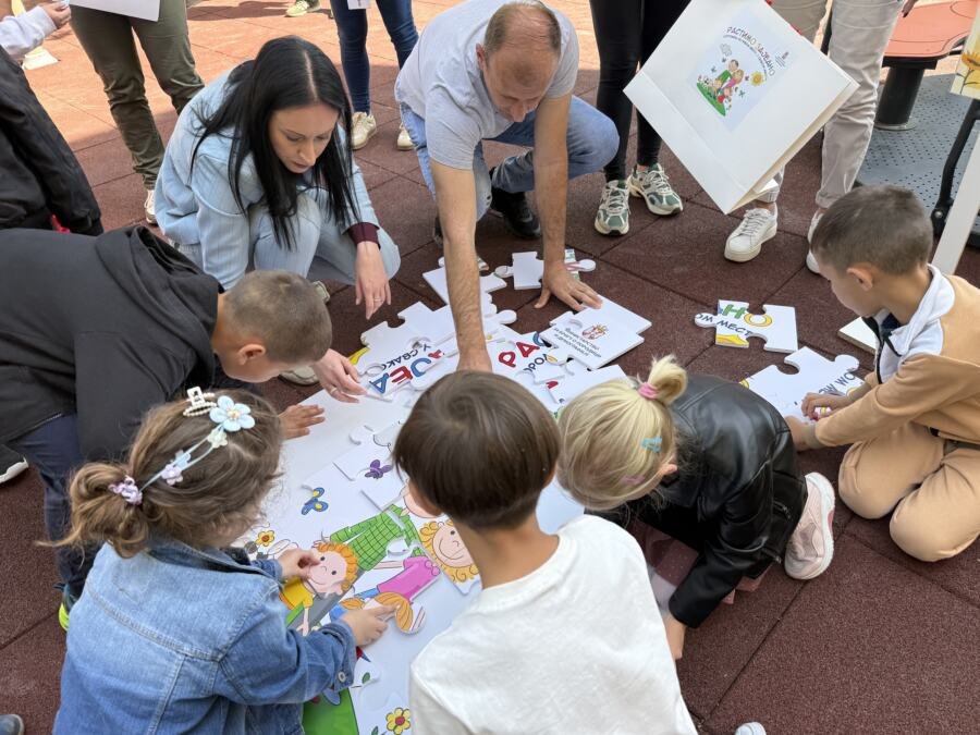 "Porodica na prvom mestu": Nova kampanja stiže u svaki grad i selo, Pećinci prva stanica!
