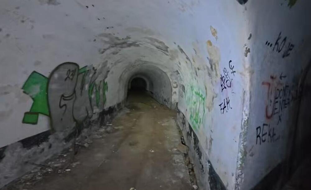 UŠLI U NEKADAŠNJU TAJNU BAZU IZ DOBA JUGOSLAVIJE, PA OSTALI BEZ TEKSTA: Gledajte šta su našli, JEDNO IH JE ŠOKIRALO