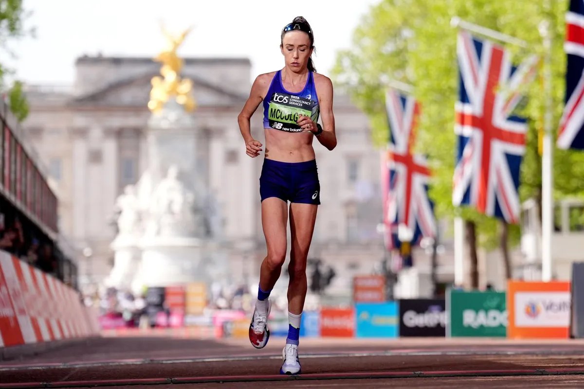 FOTO "Osećaj je bio kao da mi je stopalo eksplodiralo": Trkačica pokazala jezive slike noge posle maratona u Londonu