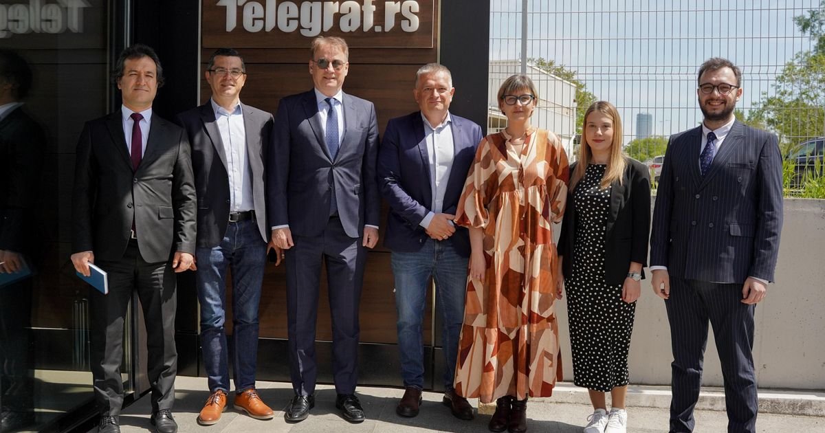 Turski ambasador Ilhan Sajgili sa delegacijom posetio redakciju Telegraf.rs