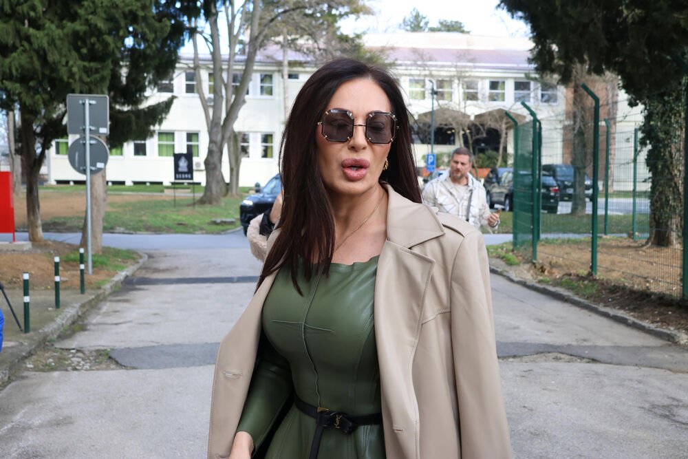 GLEDAOCI RAZOČARANI: Cecina miljenica izbačena, pevačica se odmah oglasila! Malo ko je očekivao ovakav ishod