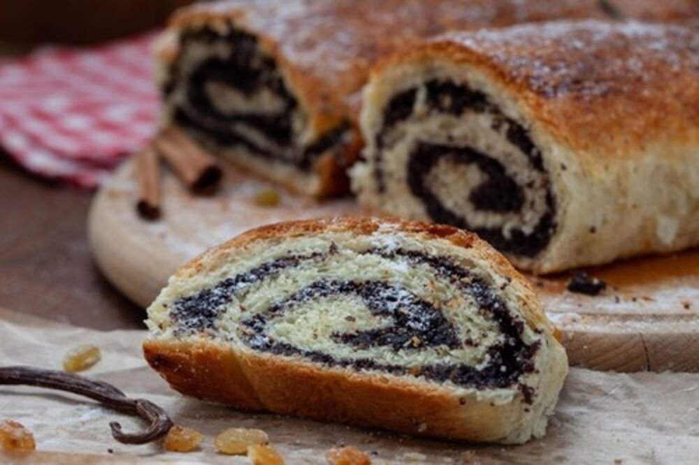 Bolja je od one sa makom i sa džemom: Mekana ko duša, a i ukus i miris vraćaju u detinjstvo, nema konkurenciju