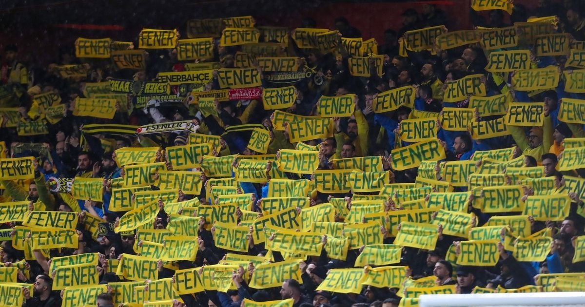 Doživeli debakl u derbiju, najveći rival slavi titulu: Klub u potpunom rasulu, pljušte otkazi