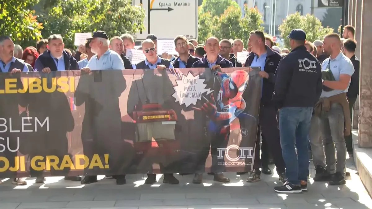 Belgrade city transport staff protest
