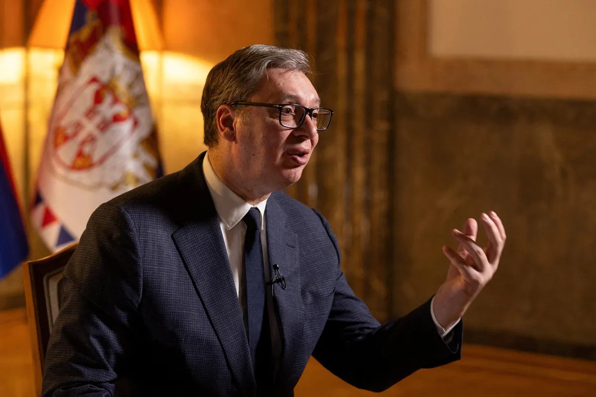 Frankfurter rundšau: Vučićeva najnovija manipulacija je tempiranje izbora u svoju korist