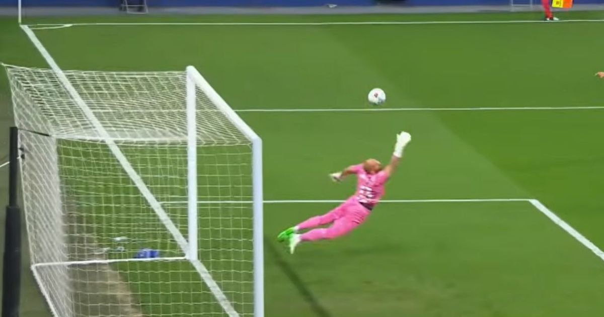 Bio je vila želja Zvezde, hteo da se vrati zbog Milojevića, sada u Španiji "spustio rampu" i sačuvao mrežu