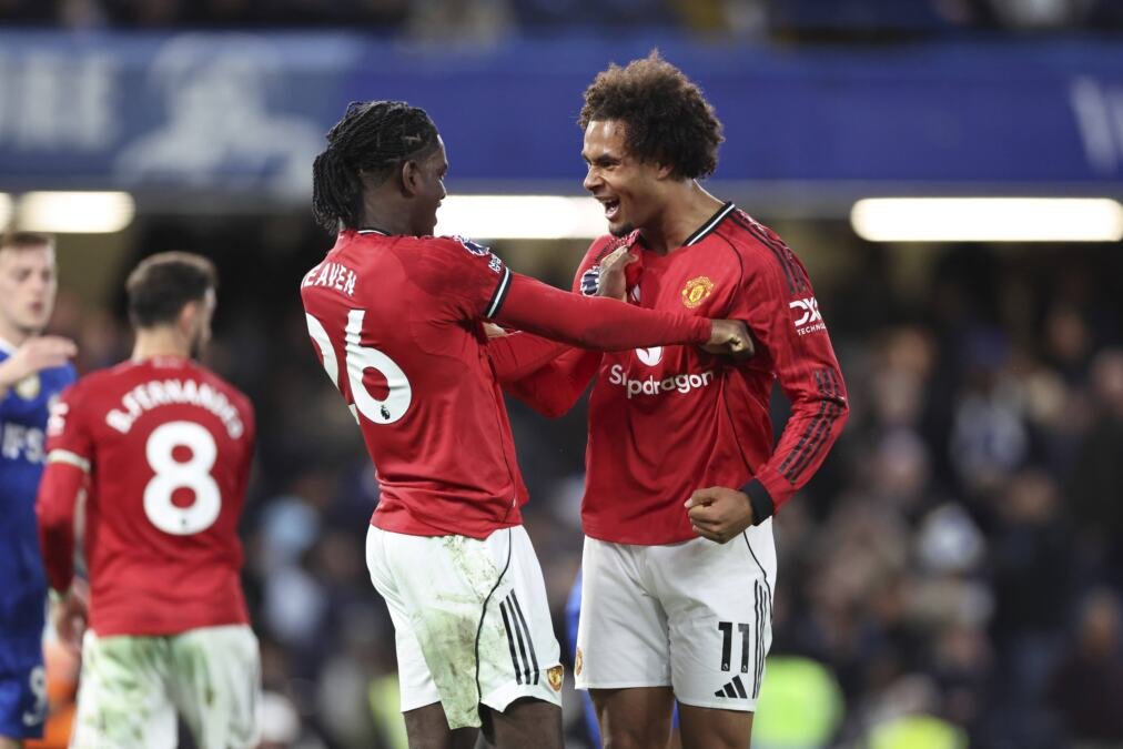 "ĐAVOLI" NAPRAVILI VELIKI KORAK KA LIGI ŠAMPIONA: Mančester junajted pobedio Brentford