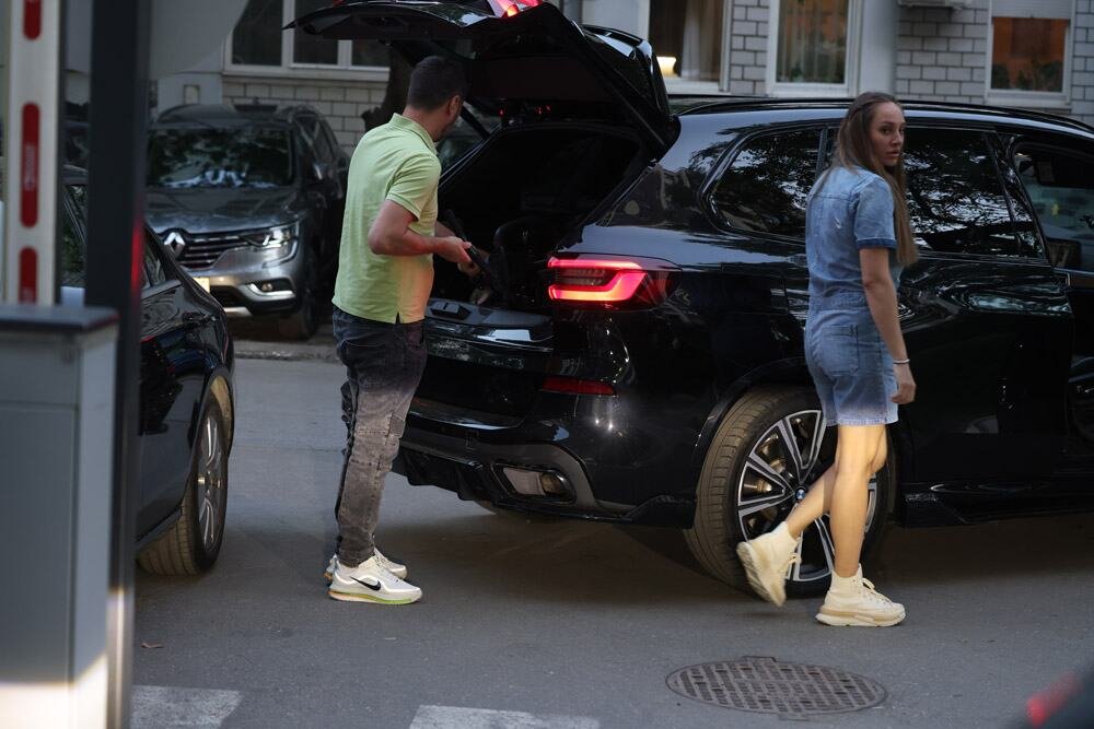 PAPARACO! LUNA I MARKO UHVAĆENI KAD SU SE NAJMANJE NADALI! Evo šta rade u slobodno vreme (HIT FOTKE)