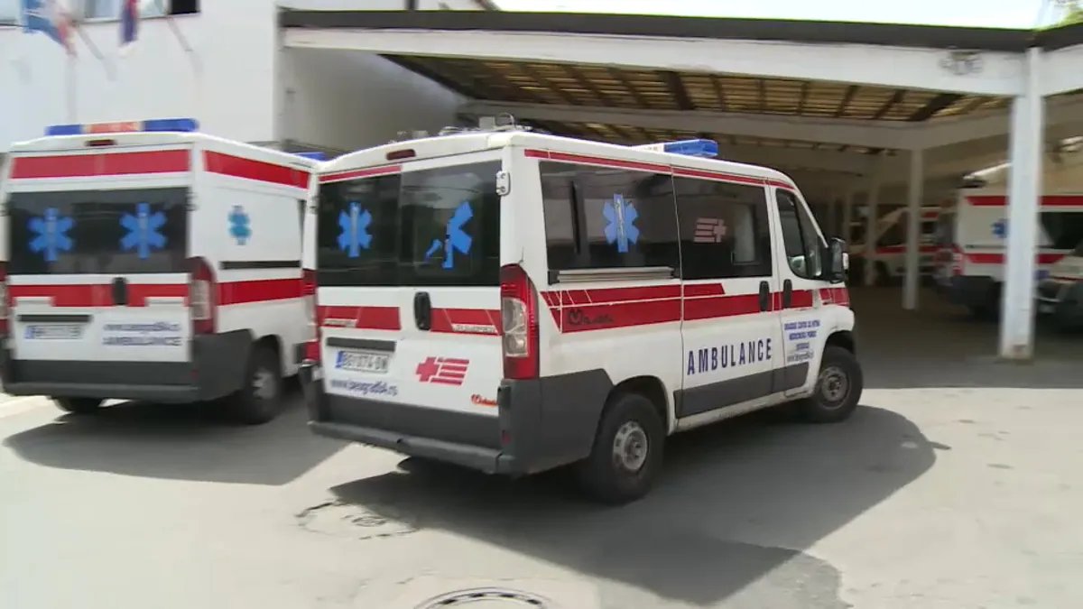 Oboren pešak u Zemunu: Tri saobraćajna udesa noćas u Beogradu