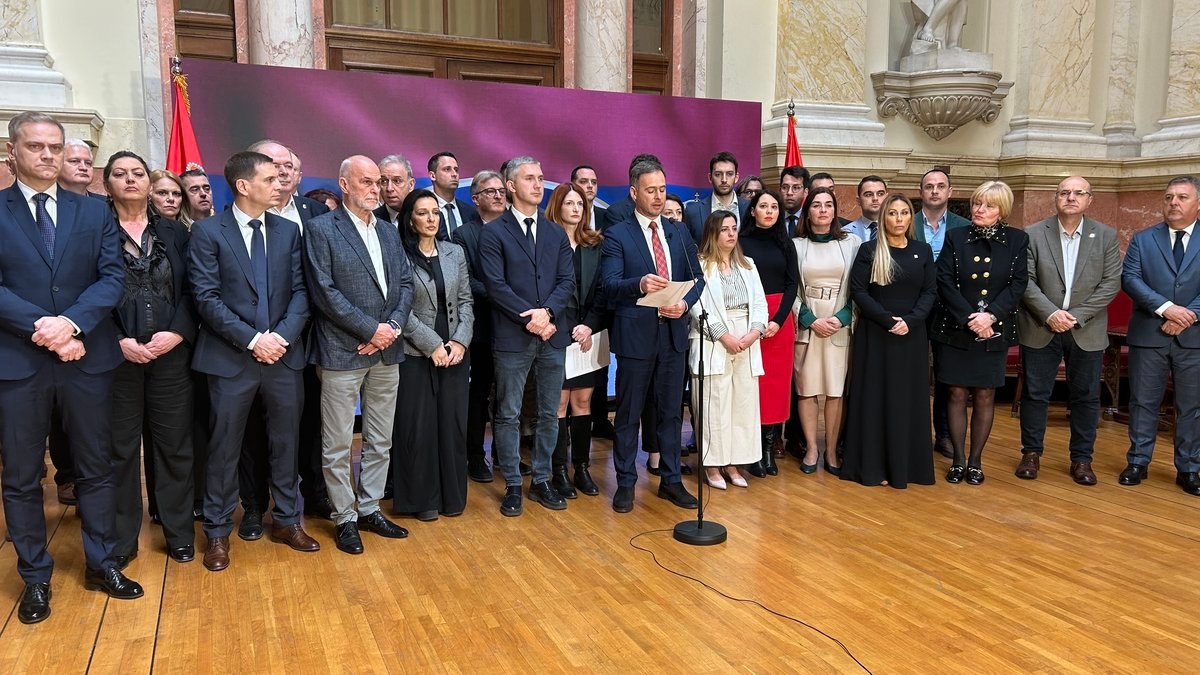 Šta znači referendumska atmosfera sa više lista na izborima?