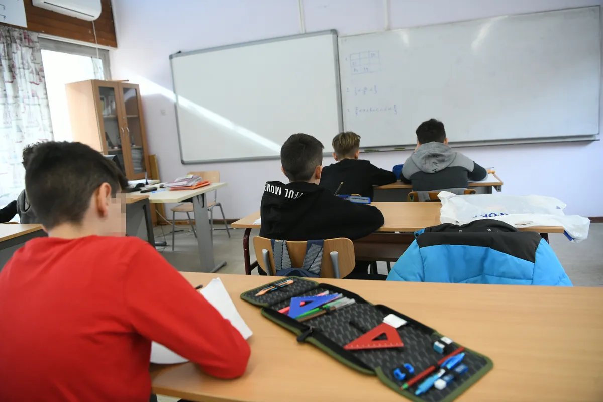 Đaci neće u ovu školu, iako imaju siguran posao i početnu platu od 100.000 dinara: Samo njih 17 se školuje u celoj Srbiji