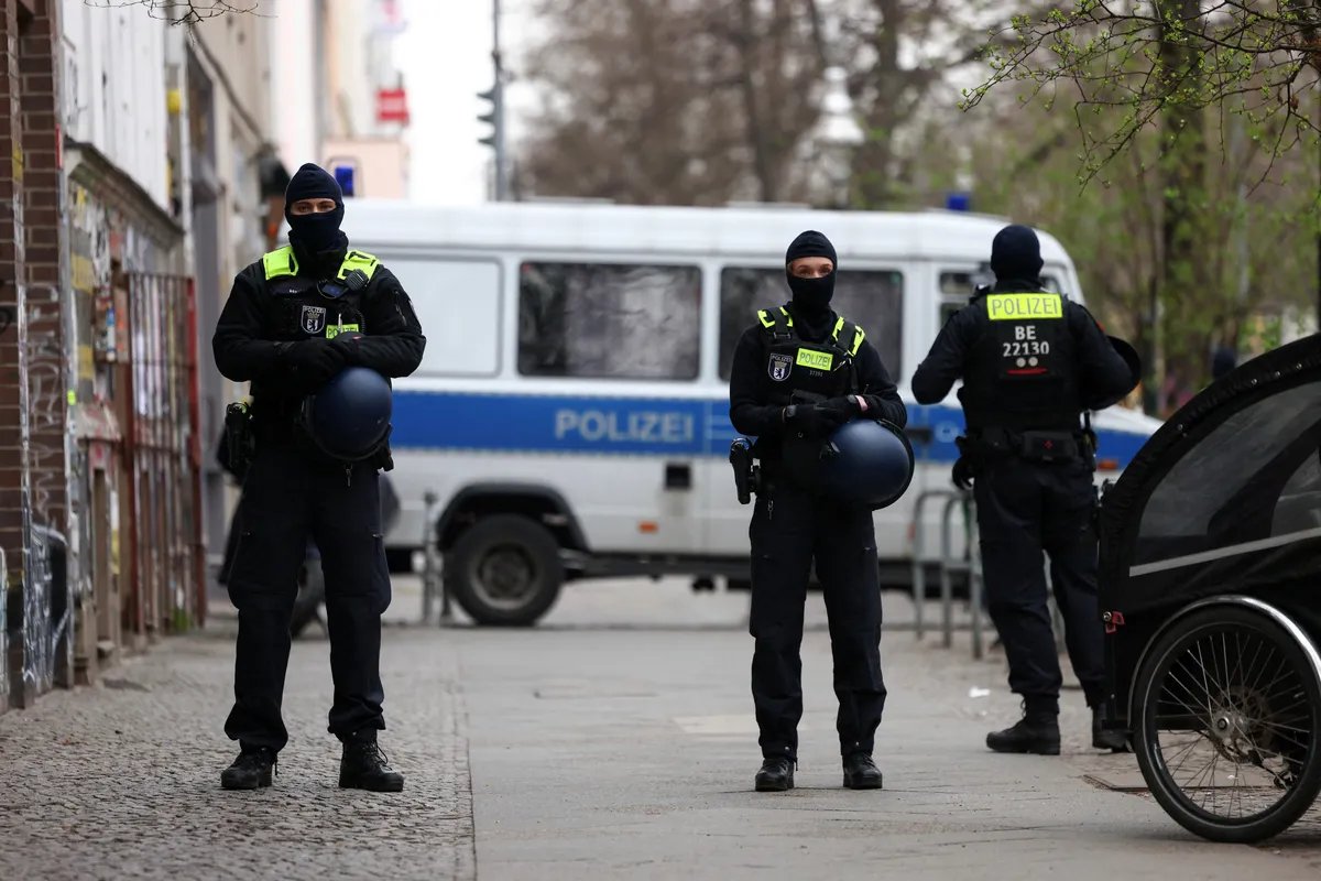 Više od 1.200 policajaca u raciji protiv moto-kluba u Nemačkoj