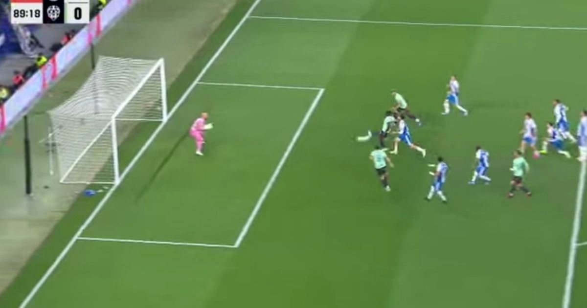 Srbija ima golmana koji je ponos Barselone, bivši reprezentativac i član Zvezde dobio nagradu, pa činio čuda