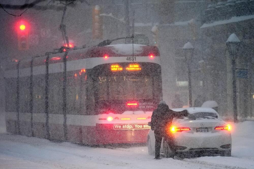 Hladna vazdušna masa koja je razorila Rusiju, samo što nije stigla u Srbiju! Okovala ih u led i sneg, stiže mećava