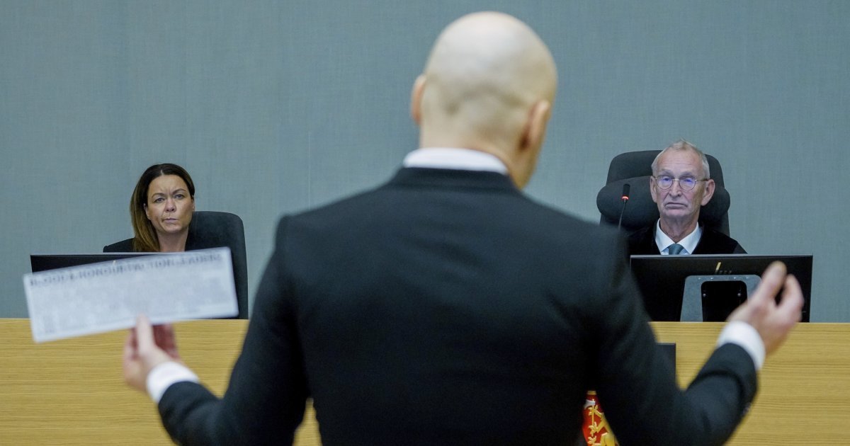 Po zlu čuveni terorista i masovni ubica promenio ime