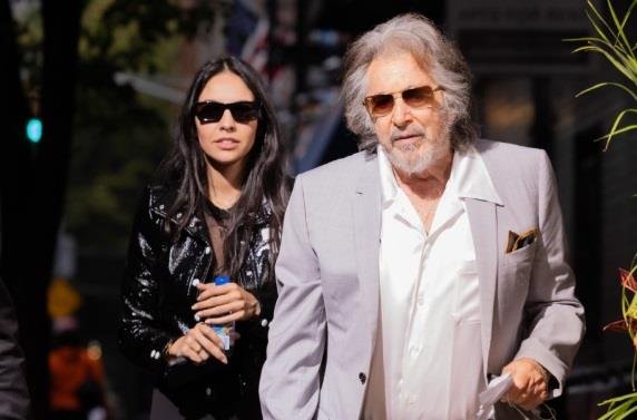Al Paćino uhvaćen u svađi sa 53 godine mlađom bivšom: Urlala na njega na sred ulice, a onda odjurila u auto (video)