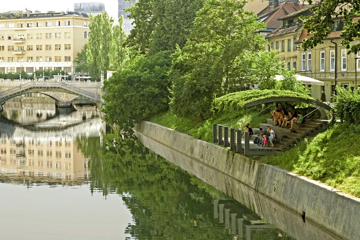 Izložbom "Isijavanje - otkrivene pojavnosti" počinje 21.  BINA